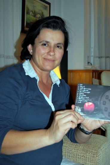 Quin pudiera, un disco con msica de Jernimo Galin  y letra de Magdalena Snchez que este sbado se presenta en el cine teatro Velasco