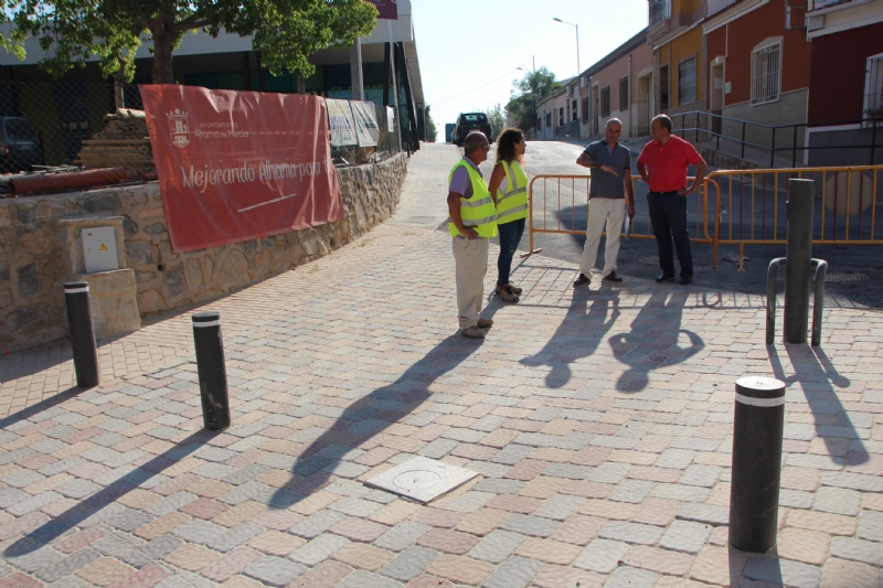 La reforma de la calle Parricas llega a su recta final tras cinco meses en obras
