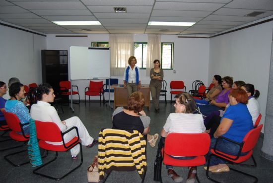 Se inaugura un Taller de Autoestima para la poblacin femenina de la localidad