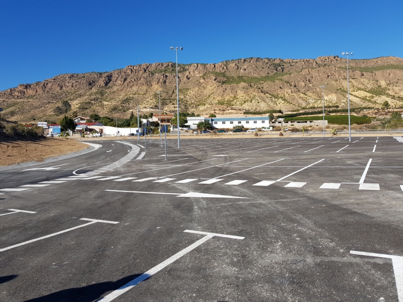 Abierto el nuevo parking junto a ElPozo Alimentacin