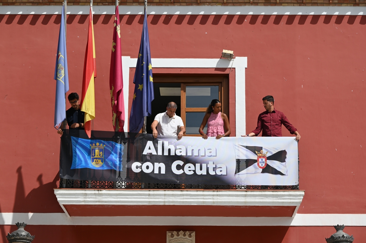Alhama conmemora el D�a de Ceuta y muestra su respaldo a la Ciudad Aut�noma