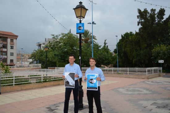 La Concejala de Nuevas Tecnologas pone en marcha Alhama wifi dentro su proyecto Smart City