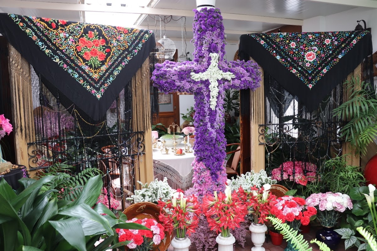 Creatividad y tradicin se dan cita en el Concurso de Cruces 2025
