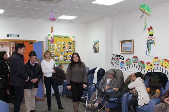 Representantes de la Comisin Especial de Discapacidad de la Asamblea Regional visitan los centros de da del municipio 