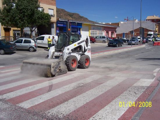 El paso elevado de la avenida Antonio Fuertes ya ha sido reparado