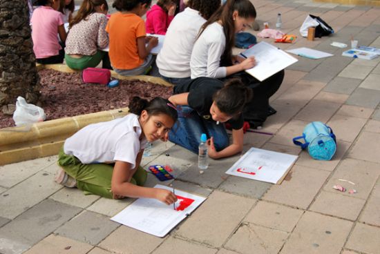 Los escolares dan rienda suelta a su imaginacin pintando Alhama