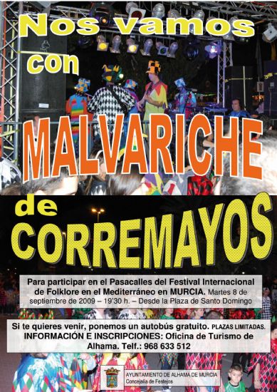 El pasacalles de corremayos con la Malvariche participa en el desfile inaugural del Festival Internacional de Folclore de Murcia