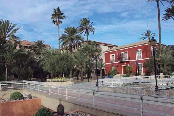 El Ayuntamiento de Alhama de Murcia recibe una subvencin de 591.530  para proyectos municipales