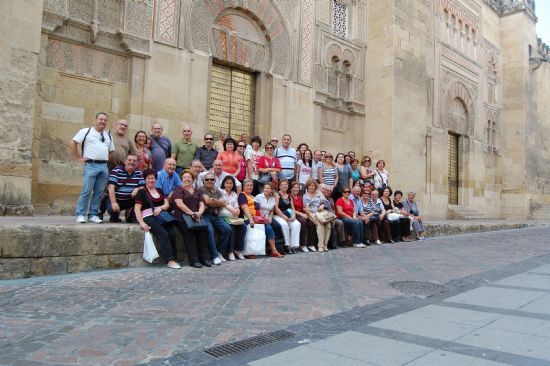 El pasado fin de semana un grupo de alhameos viajaron a Crdoba por motivo del viaje organizado por el Ayuntamiento