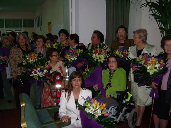 Se entrega el Premio Violeta 2007 a Mara Huertas
