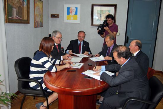 Los alcaldes de las cuatro alhamas de Espaa firman un convenio para intercambiar cultura, turismo, deporte y comercio