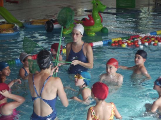 La gestin de la piscina cubierta la sita como referente regional  Iniciado el curso, el 8% de la poblacin hace uso de las instalaciones