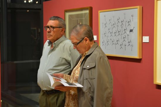 La sala de exposiciones del Museo Arqueológico Los Baños exhibe “Mirada a los orígenes del arte…”