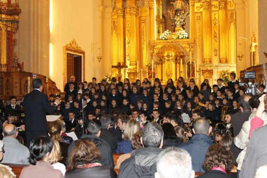 La Agrupación Musical de Alhama ofreció su concierto de Navidad 