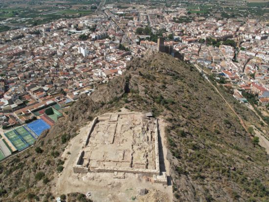 Ms de doscientas personas visitan el Cerro del Castillo  Las prximas salidas tendrn lugar en mayo 