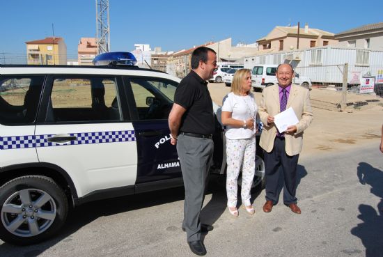 La Polica Local de Alhama de Murcia estrena un nuevo vehculo para patrullar las reas rurales