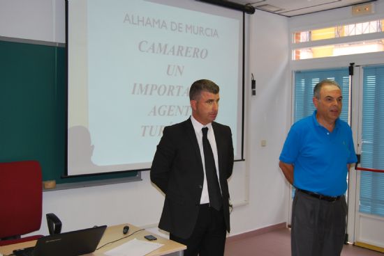 Da comienzo el curso de El Camarero: un importante agente turstico en el que colabora el Centro de Cualificacin Turstica de Murcia