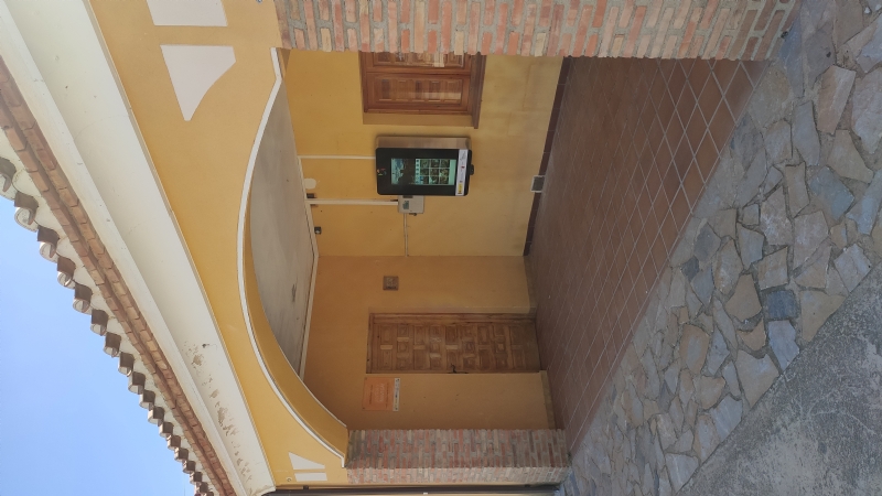 La oficina de turismo instala dos dispositivos interactivos 24 h/7das en El Berro y Gebas
