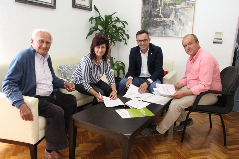 El Ayuntamiento y ACUDE firman un convenio para la conservacin de fincas municipales de inters ambiental