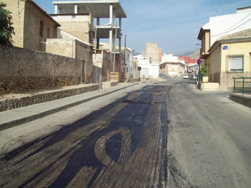 Mejoras en las calles de Alhama con el Plan Asfalto 2017