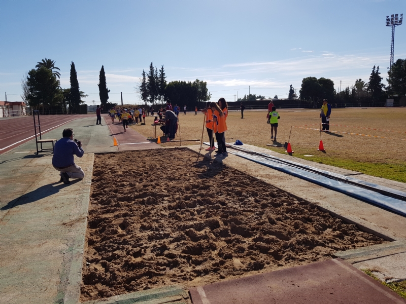 Jvenes de Alhama participan en el Campeonato Regional de Ajedrez y en el Cross Escolar 2018