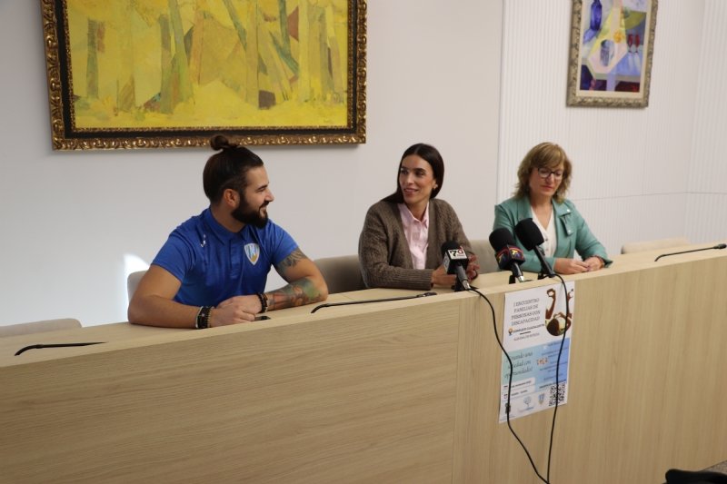 Alhama de Murcia desarrolla el I encuentro de familias de personas con discapacidad Creando una sociedad con oportunidades