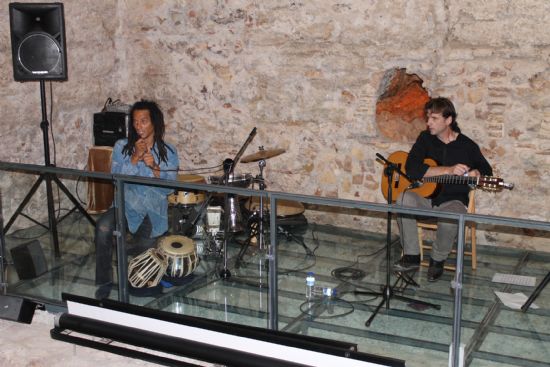 Jos Antonio Aarnoutse y Osvaldo Jorge ofrecieron un espectacular concierto bajo la bveda romana del museo de Los Baos 