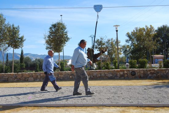 El Ayuntamiento de Alhama incorpora un  Circuito Deportivo  en el Jardín del Dragón