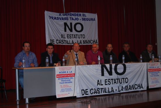 El alcalde de Alhama propone a los 45 alcaldes de la regin as como los primeros ediles de Almera, Alicante y Valencia que se trasladen hasta Madrid en defensa del Trasvase Tajo  Segura 