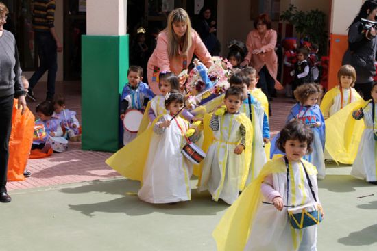 La Escuela Infantil Gloria Fuertes celebra su peculiar Semana Santa