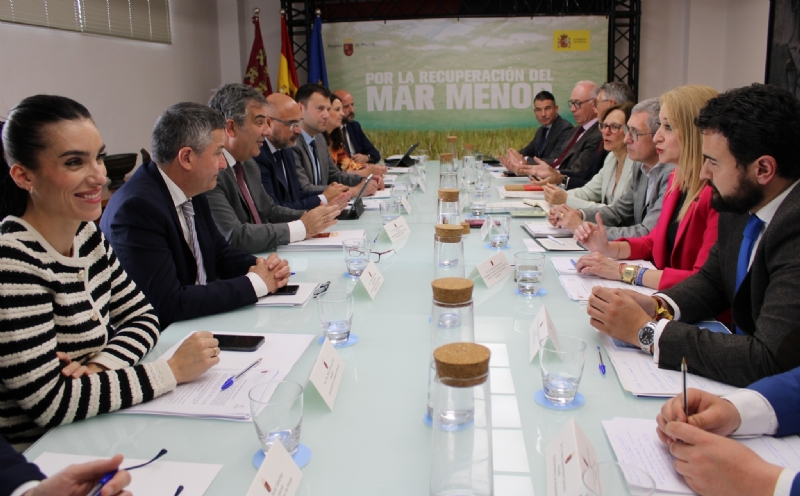 La alcaldesa de Alhama de Murcia se suma a la iniciativa de la creación de un comité científico para la recuperación del Mar Menor