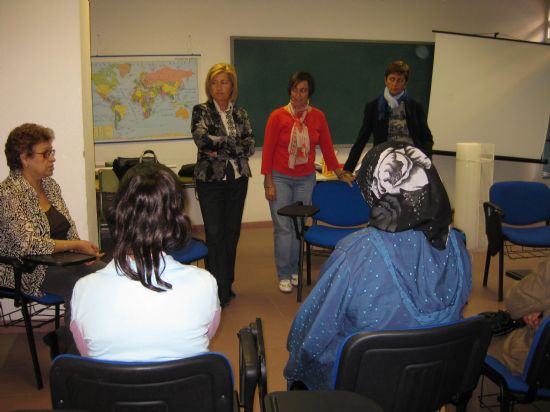Se clausura el curso  de Recursos para mujeres inmigrantes impartido a 10 mujeres marroques en el Vivero de Empresas