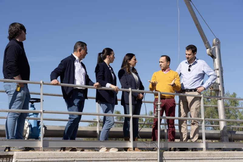La EDAR de Alhama de Murcia reutiliza el 100 por cien del agua tratada en los campos de cultivo de la zona