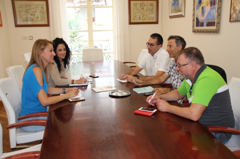El Ayuntamiento establece lneas de colaboracin con el Colegio de Educadores Sociales de la Regin