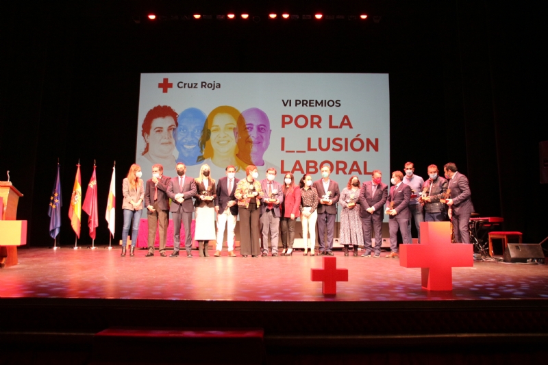 El Ayuntamiento y dos empresas de Alhama, distinguidos en los VI Premios por la Inclusin Laboral de Cruz Roja