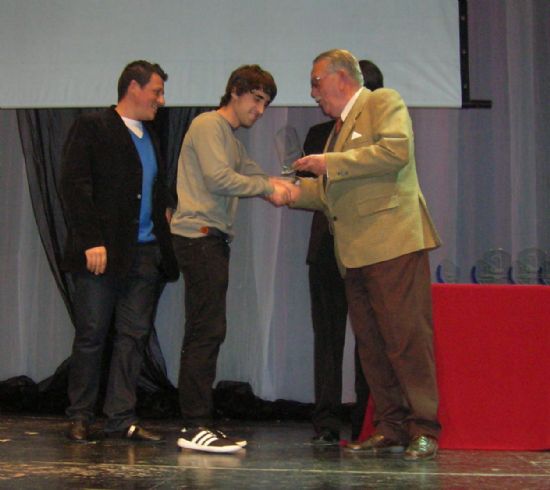 Sinfn vuelve a recoger premios en el Certamen de Teatro Amateur de Albolote (Granada)