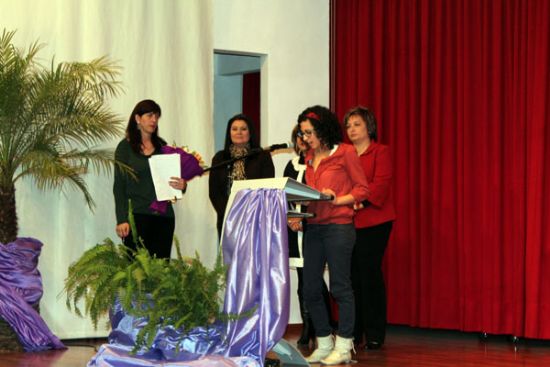 Carmen Molino ganadora del concurso de literatura del Da Internacional de las Mujeres 