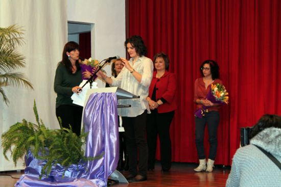 Carmen Molino ganadora del concurso de literatura del Da Internacional de las Mujeres 