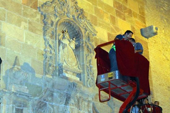 Santa María de Gracia y el Niño lucen nuevas coronas 
