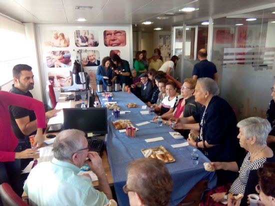 La concejala de Servicios Sociales organiza un viaje a Murcia para visitar la Central del Servicio de Teleasistencia