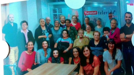 La concejala de Servicios Sociales organiza un viaje a Murcia para visitar la Central del Servicio de Teleasistencia