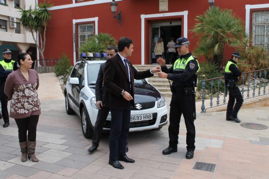 El Ayuntamiento dota con dos nuevos vehculos de bajo consumo a Polica Local y Proteccin Civil 