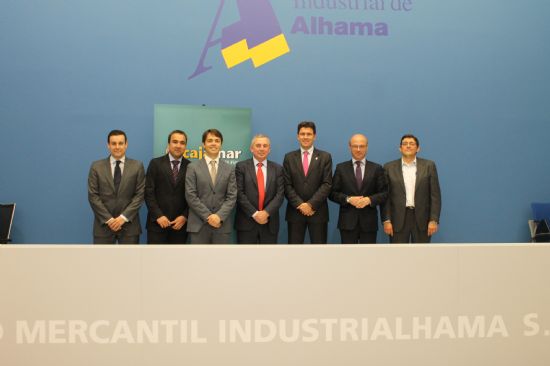 Industrialhama firma un convenio con Cajamar que ofrecerá a los empresarios del parque industrial créditos desde el 4,5% de interés 