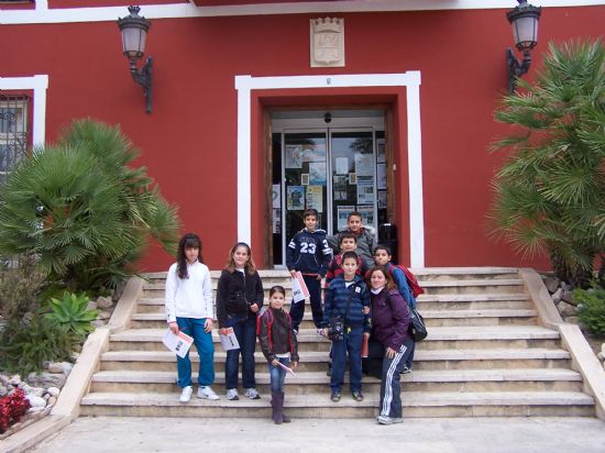 Comienzan las actividades de difusin del Archivo Municipal con la visita de alumnos del Colegio Pblico Ricardo Codornu