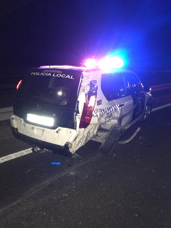 Un agente de Polica Local de Alhama, herido leve en un accidente en la autova A-7