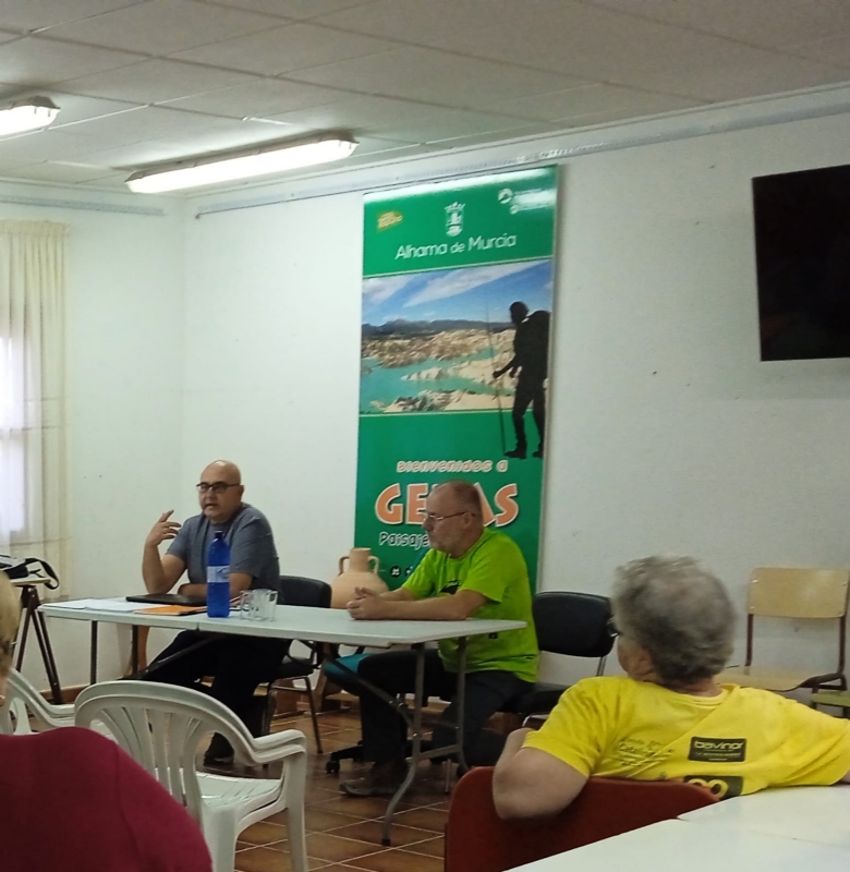Reunión de afectados por daños del arruí y jabalí en Gebas: un paso importante hacia la solución de problemas