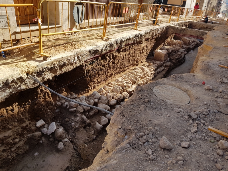 Las obras en la calle Parricas descubren nuevos restos arqueolgicos