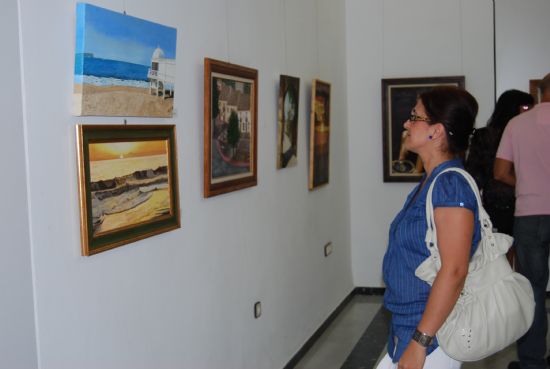 Se inaugura la Exposición “Taller de Pintura de Manualidades Agustina”