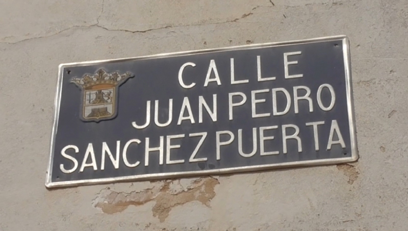 Plataforma única en la calle Juan Pedro Sánchez Puerta de El Berro