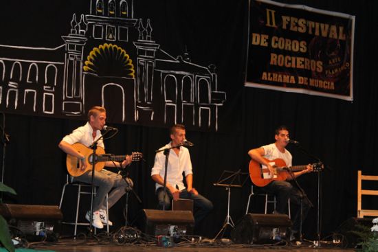 Se celebra la II Edicin del Festival de Coros Rocieros y Arte Flamenco a beneficio de la AECC 